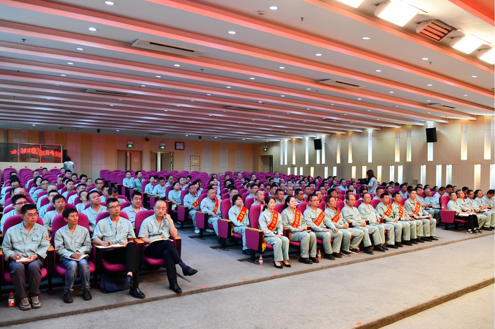 1719879642974928.jpg 1719879642974928.jpg